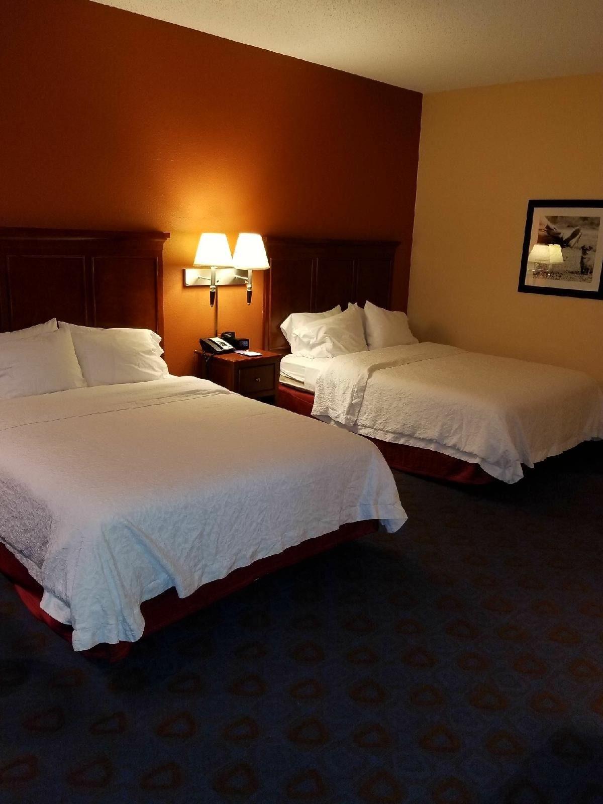 Hampton Inn Kansas City-Лийс Съмит Екстериор снимка