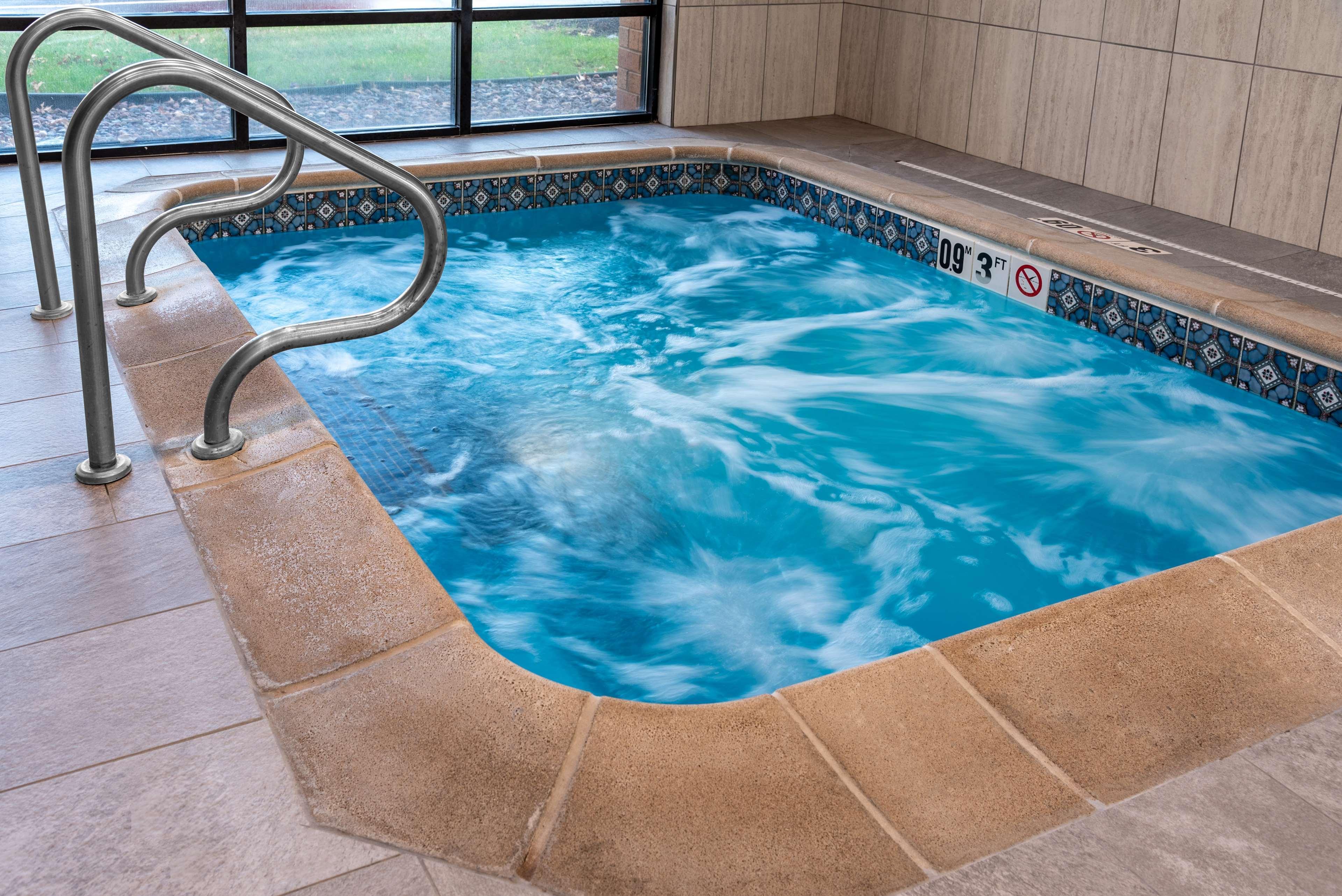 Hampton Inn Kansas City-Лийс Съмит Екстериор снимка