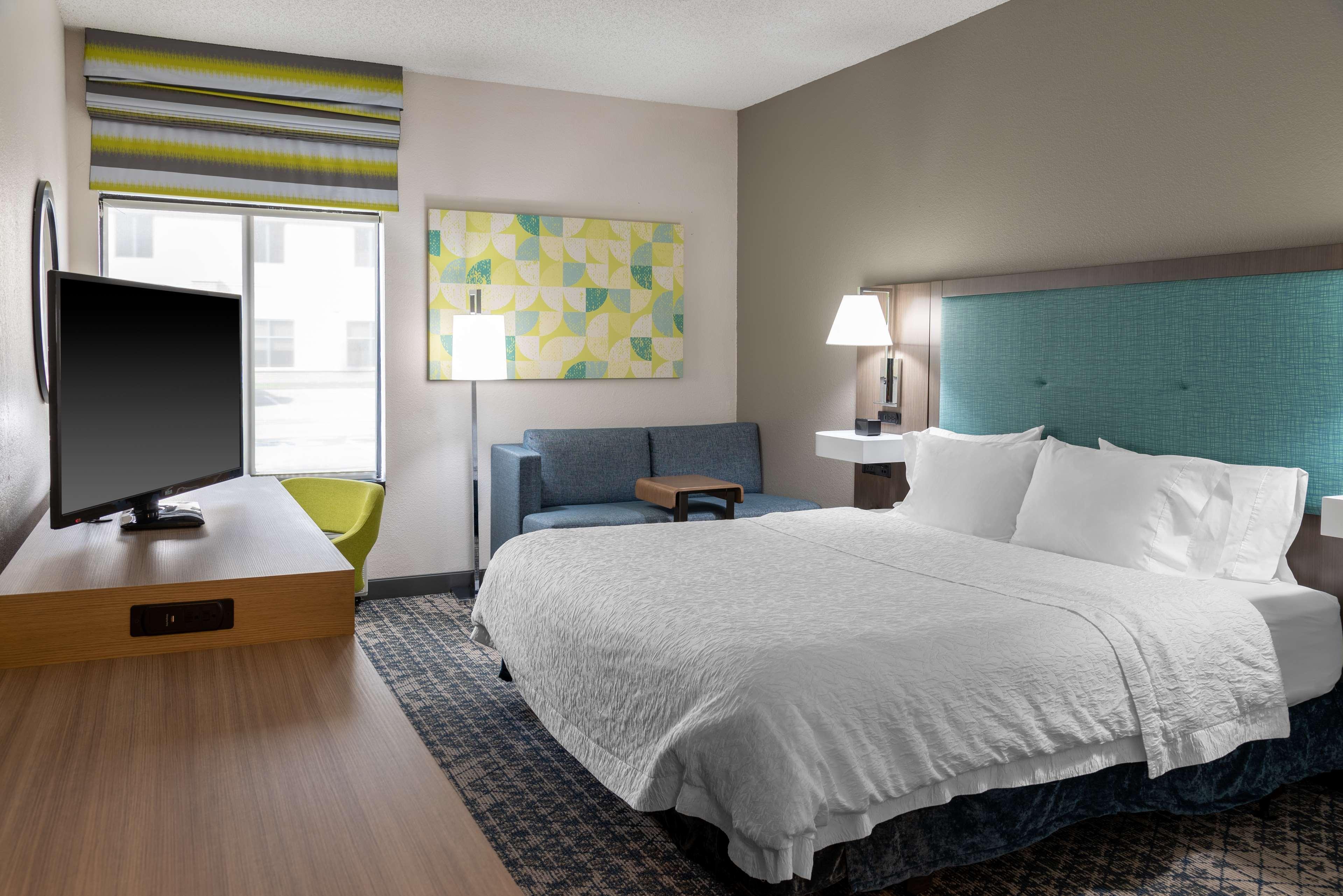 Hampton Inn Kansas City-Лийс Съмит Екстериор снимка