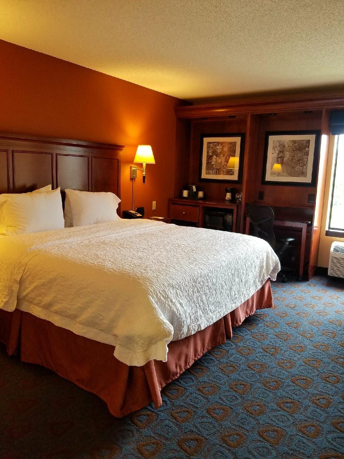 Hampton Inn Kansas City-Лийс Съмит Екстериор снимка