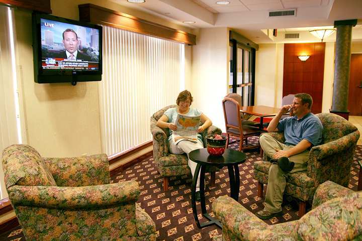 Hampton Inn Kansas City-Лийс Съмит Интериор снимка